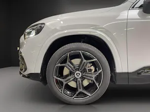 Mercedes-Benz GLB 350 4MATIC with EQ Technology