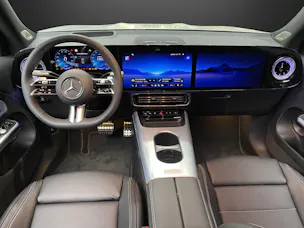 Mercedes-Benz GLB 350 4MATIC with EQ Technology