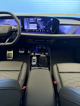 Audi A6 Avant e-tron quattro