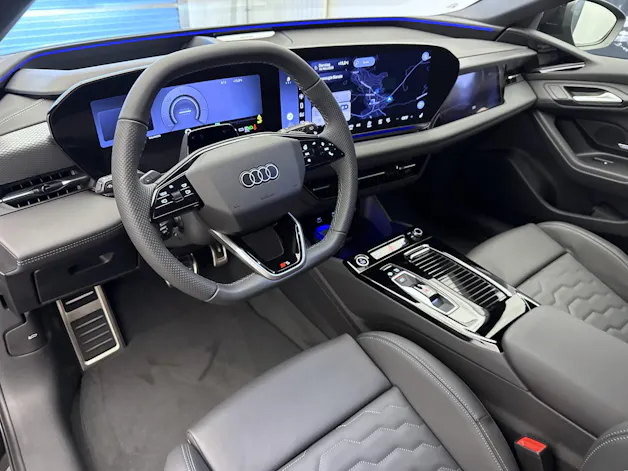 Audi A6 Avant e-tron quattro