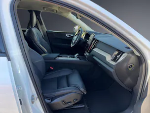 Volvo XC60 T8 eAWD PluginHybrid Plus Dark Geartronic