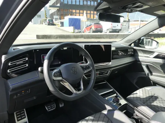 VW Tiguan 2.0 TDI SCR R-Line 4Motion DSG