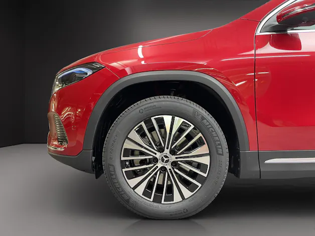 Mercedes-Benz EQA 300 4M Swiss Star