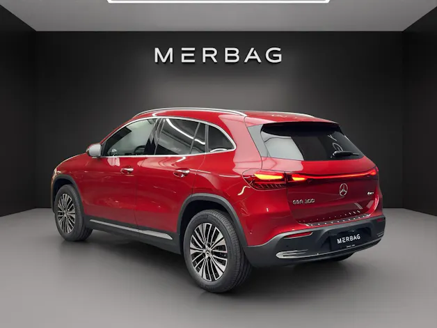 Mercedes-Benz EQA 300 4M Swiss Star