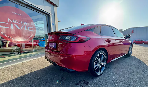Honda Civic 2.0 i-MMD HEV Advance 1.9% Leasing Aktion unschlagbar mit 8 Jahren Garantie
