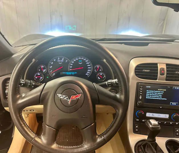 Chevrolet Corvette Convertible 6.0 V8