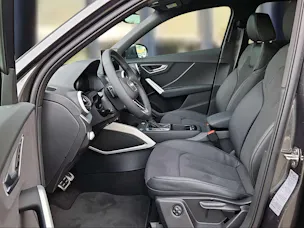 Audi Q2 40 TFSI S line Attraction quattro S-tronic Daytonagrau Perleffekt