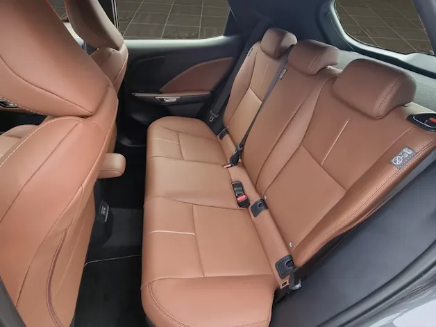 Lexus LBX 1.5 Hybrid Relax AWD