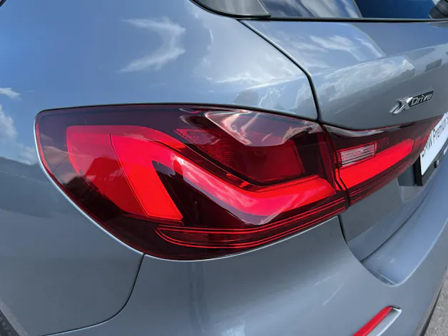 BMW 120d Sport Line xDrive F40 (CH) 📍