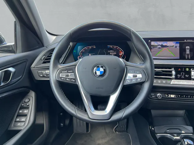 BMW 120d Sport Line xDrive F40 (CH) 📍