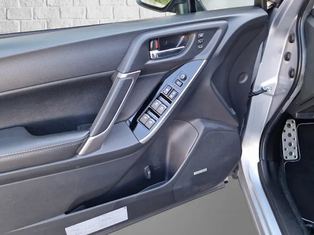 Subaru Forester Station 2.0 XT Luxury
