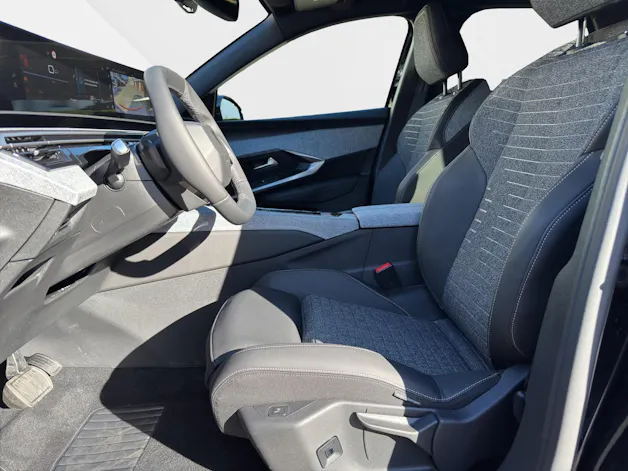 Peugeot 3008 1.2 Hybrid Allure Premium