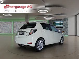 Toyota Yaris 1.5 VVT-i HSD Sol Premium