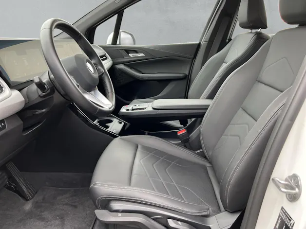 BMW 218d Active Tourer U06 (CH) AHK 1.4T 📍