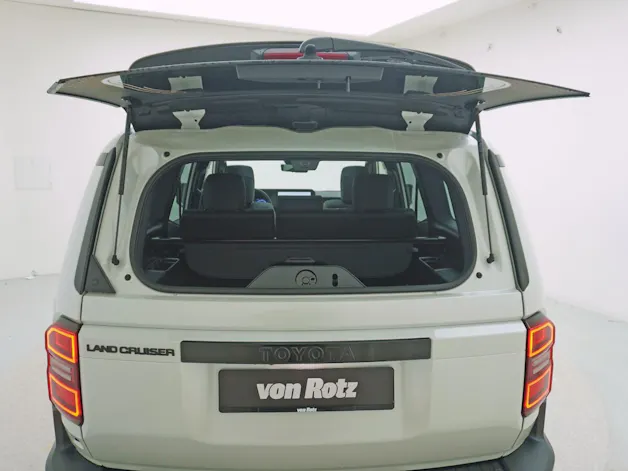 Toyota Land Cruiser 2.8 D 48V Invincible