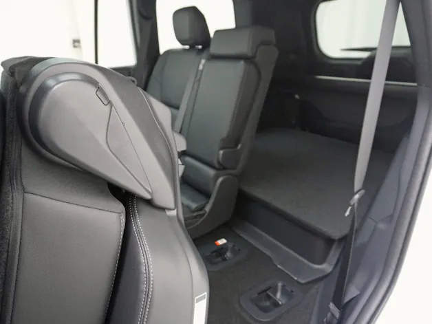 Toyota Land Cruiser 2.8 D 48V Invincible