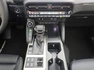 Toyota Land Cruiser 2.8 D 48V Invincible