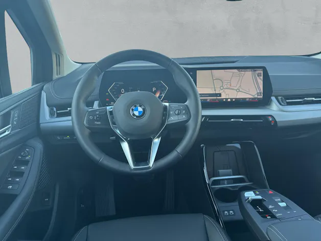 BMW 218i Active Tourer U06 (CH) AHK 1.3T 📍