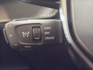 Peugeot 2008 1.2 Hybrid 145 PS ALLURE PREMIUM AUTOMAT