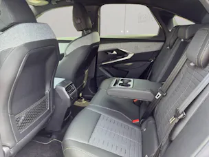 Peugeot 3008 1.2 Hybrid 145 PS GT AUTOMAT