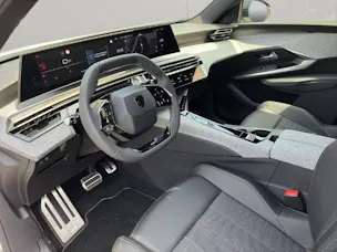 Peugeot 3008 1.2 Hybrid 145 PS GT AUTOMAT