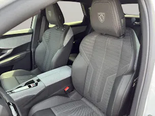 Peugeot 3008 1.2 Hybrid 145 PS GT AUTOMAT