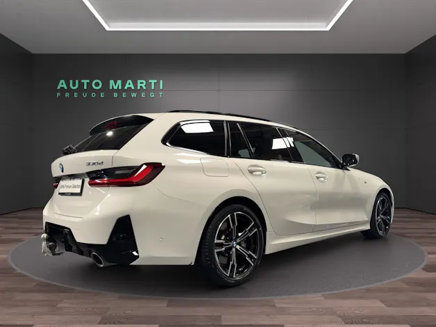 BMW 330d xDrive Touring M Sport