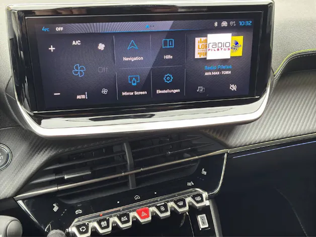 Peugeot 2008 1.2 Hybrid 145 PS GT