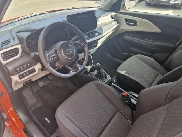 Suzuki Swift 1.2 Sakura Hybrid 4x4