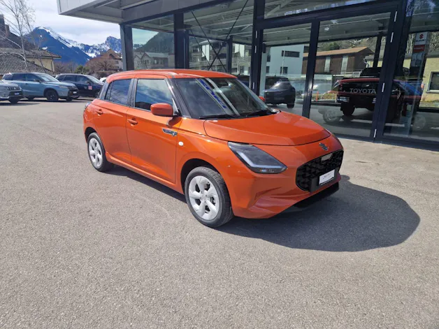 Suzuki Swift 1.2 Sakura Hybrid 4x4