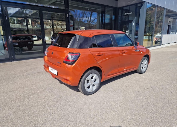 immagine del veicolo 4 immagine del veicolo 4