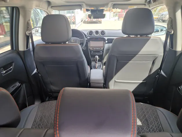 Suzuki Vitara 1.4 T Black Edition Top Hybrid 4x4
