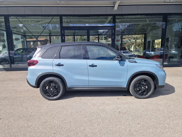 Suzuki Vitara 1.4 T Black Edition Top Hybrid 4x4