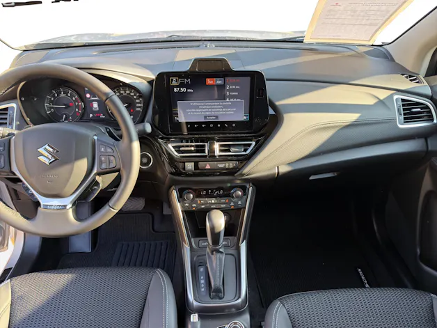 Suzuki S-Cross 1.4 T Sakura Top Hybrid 4x4