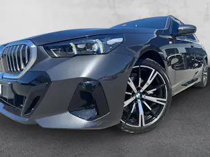 BMW 520d M Sport xDrive Touring G61 (CH) AHK 2.0T 📍