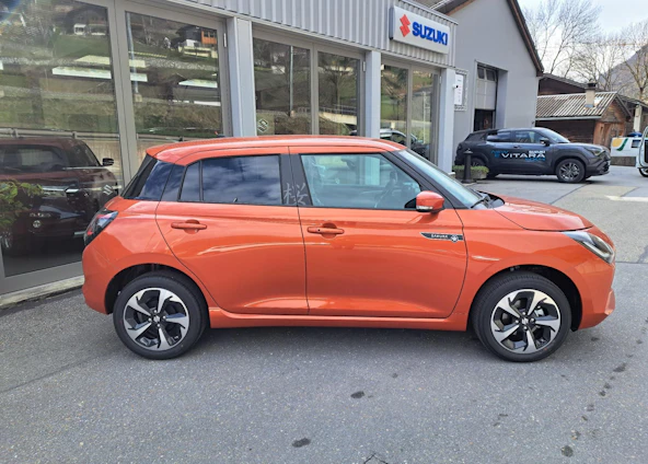 immagine del veicolo 4 immagine del veicolo 4