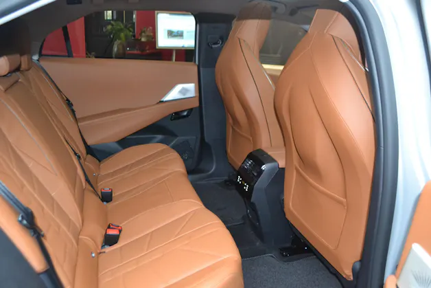 DS Automobiles No8 E-Tense Étoile 4x4