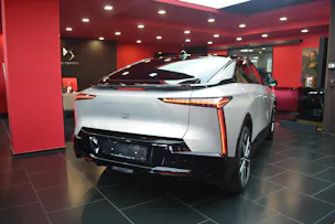DS Automobiles No8 E-Tense Étoile 4x4