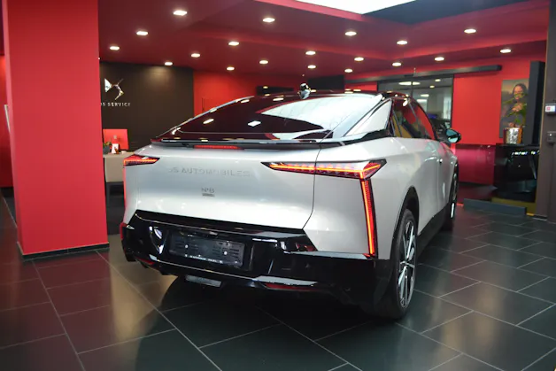 DS Automobiles No8 E-Tense Étoile 4x4