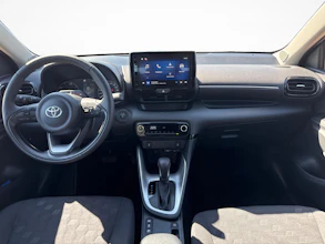 https://vehicle.imgix.net/4225273/42485901-c515-4986-87c2-73a24a85b577.jpg