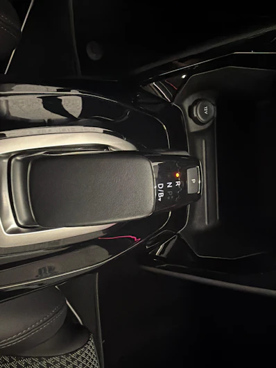 Fahrzeugbild PEUGEOT 208