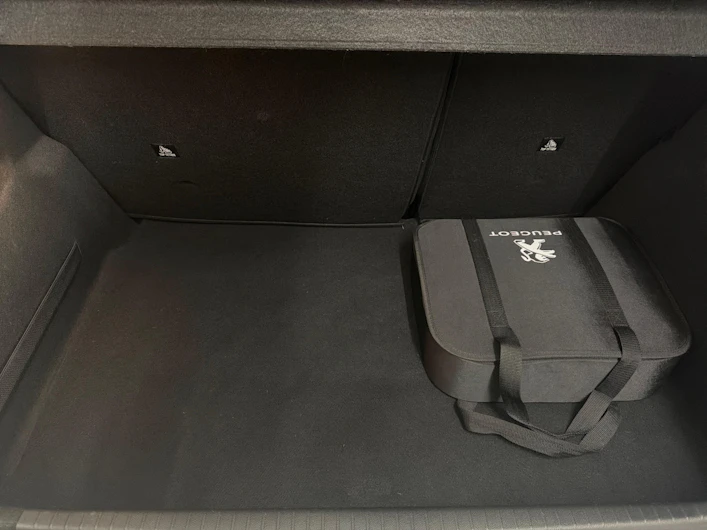 Fahrzeugbild PEUGEOT 208