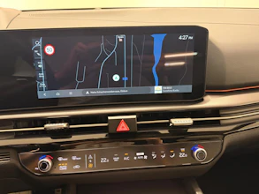 https://vehicle.imgix.net/4225323/81c54ce6-b27f-4c00-9e7a-bf3de9a6c995.jpeg