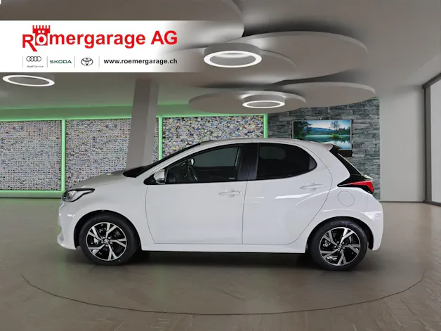 Toyota Yaris 1.5 VVT-i HSD Trend