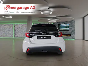 Toyota Yaris 1.5 VVT-i HSD Trend