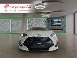 Toyota Yaris 1.5 VVT-i HSD Trend