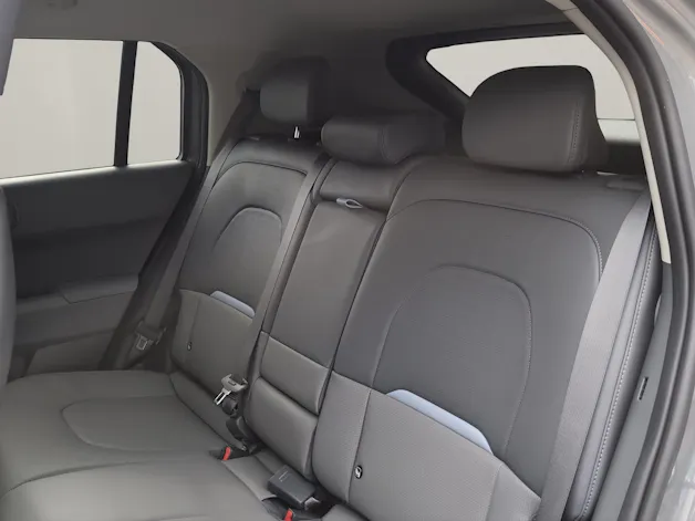 Kia EV3 81 kWh Earth+