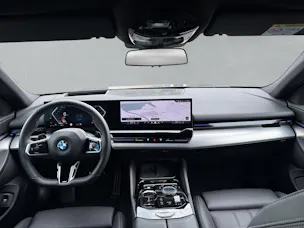 BMW 520d M Sport xDrive Touring G61 (CH) 📍