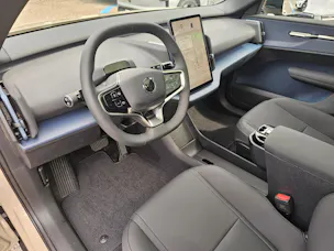 Volvo EX30 CC E60 Twin Performance AWD