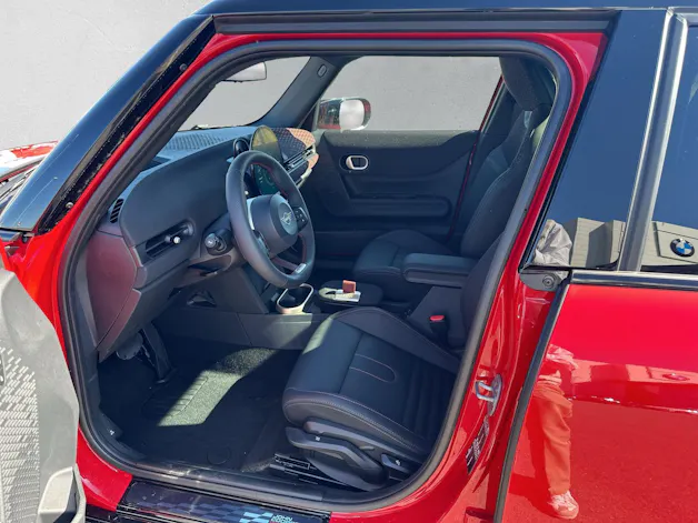 Mini Cooper S John Cooper Works Trim F65 2.0i  (CH) 📍